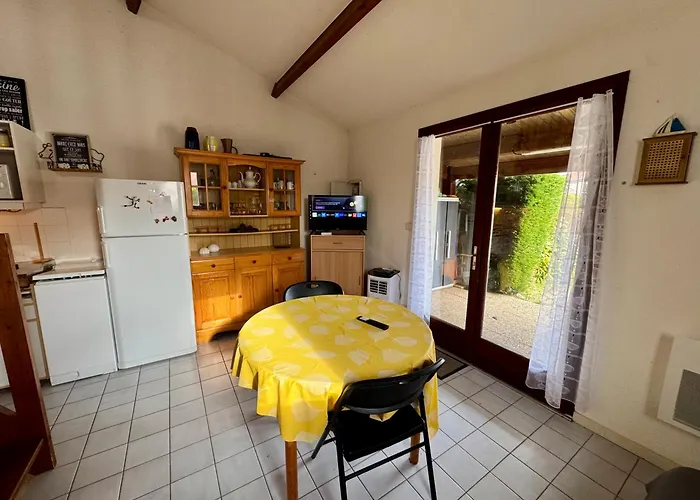 Maison Piscine Clim A 2 Pas De La 아파트 *